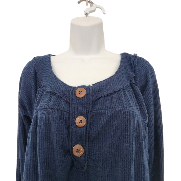 Free People We The Free Must Have Henley OVERSIZED XS Thermal Top Long Sleeve. - Picture 7 of 10